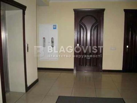 комерційна за адресою Ігорівська вул., 12Б