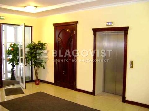 комерційна за адресою Ігорівська вул., 12Б
