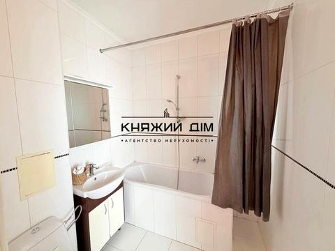 квартира за адресою Дніпровська набережна вул., 19-А