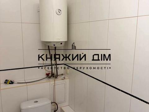 квартира за адресою Дніпровська набережна вул., 19-А