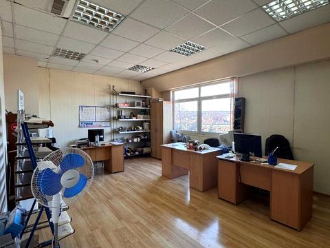 комерційна за адресою Галицька вул., 1