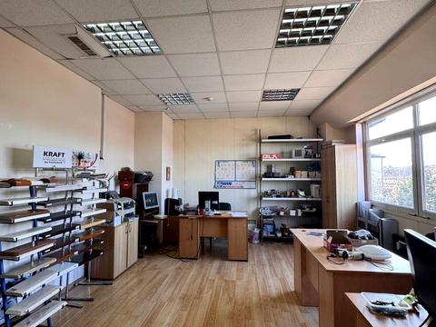 комерційна за адресою Галицька вул., 1