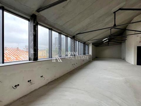 комерційна за адресою Київ, Жилянська вул., 146