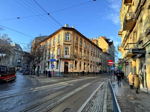 квартира за адресою Львів, Князя Романа вул. (), 11