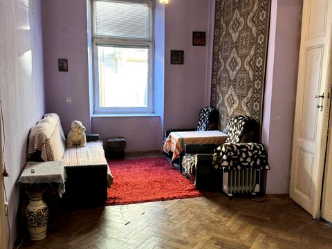 квартира за адресою Львів, Князя Романа вул. (), 11