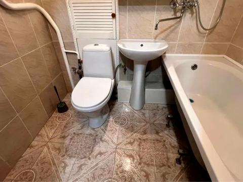 квартира за адресою Семафорна вул., 13