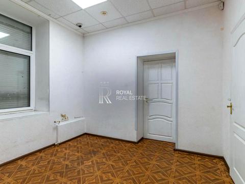 коммерческая по адресу Верховинца Василия ул., 10