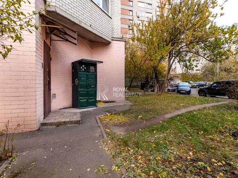 коммерческая по адресу Верховинца Василия ул., 10