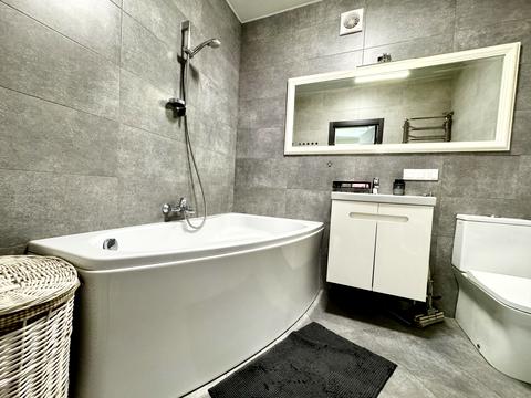 квартира по адресу Набережная Победы ул., 62