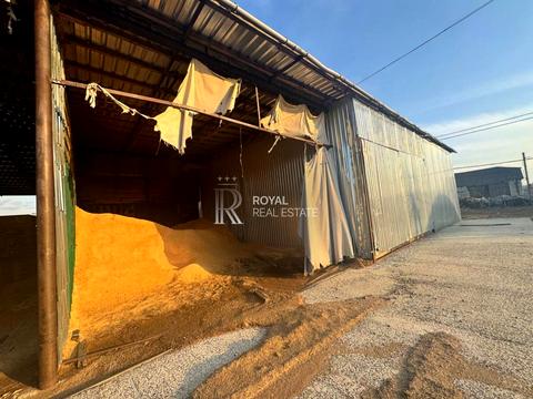 коммерческая по адресу Визволителів, 35