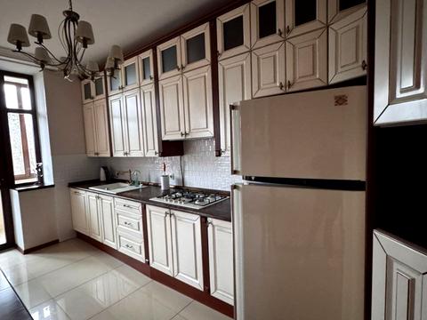 квартира за адресою Героїв Крут вул., 11б