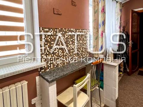 квартира за адресою Тролейбусна вул., 10