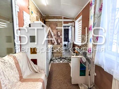 квартира за адресою Тролейбусна вул., 10