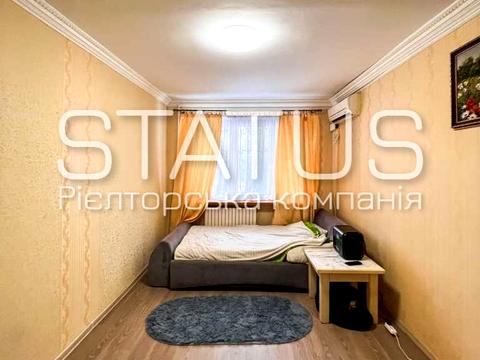 квартира за адресою Тролейбусна вул., 10