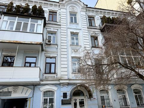 квартира за адресою Тарасівська вул., 12