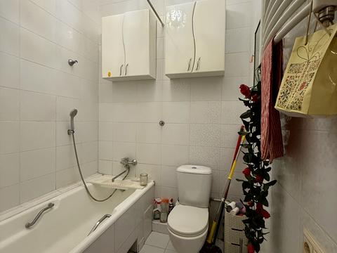 квартира за адресою Тарасівська вул., 12