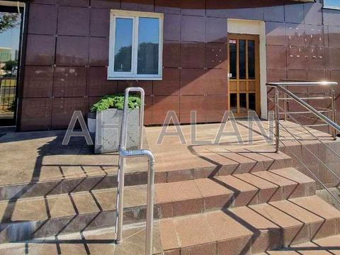 комерційна за адресою Юрія Шумського вул., 5