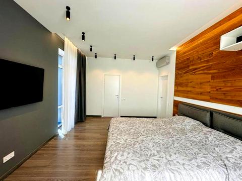 квартира за адресою Лабораторний пров., 7