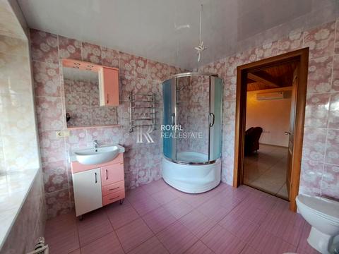 коммерческая по адресу Дніпровський просп., 17