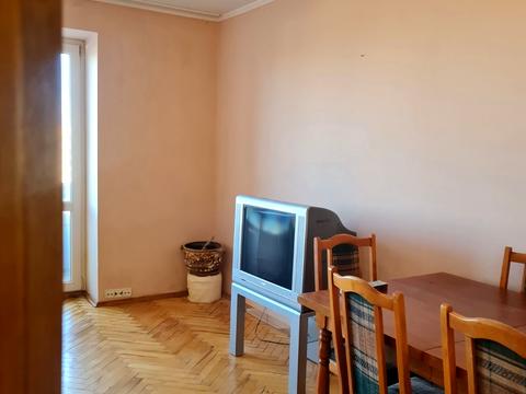 квартира за адресою Тролейбусна вул., 10