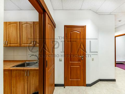 комерційна за адресою Урлівська вул., 21