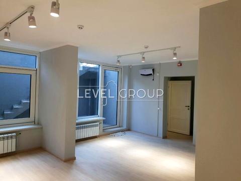 комерційна за адресою Митрополита Василя Липківського вул. (Урицького), 37-В