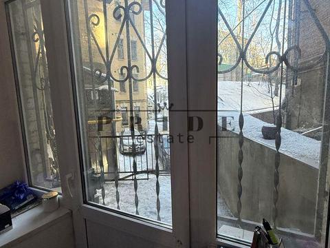 комерційна за адресою Костельна вул., 9