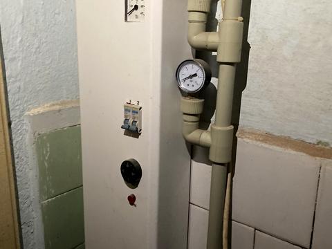 комерційна за адресою Шопена вул., 6