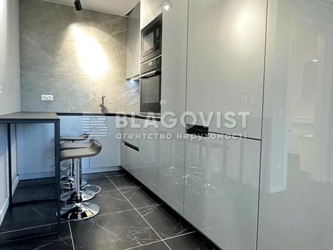 квартира за адресою Анатолія Петрицького вул., 13