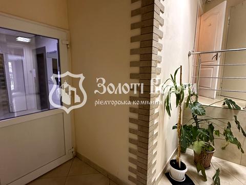 квартира по адресу Ревуцкого ул., 9