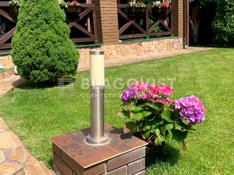 будинок за адресою Вишнева