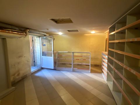 комерційна за адресою Червоної Калини просп., 105