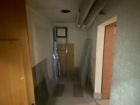 комерційна за адресою Червоної Калини просп., 105