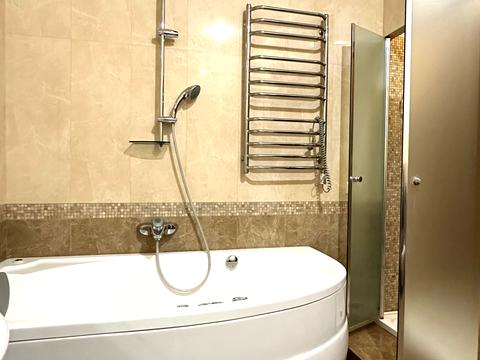 квартира по адресу Владимира Ивасюка просп. (Героїв Сталінграду), 4