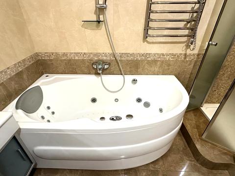 квартира по адресу Владимира Ивасюка просп. (Героїв Сталінграду), 4