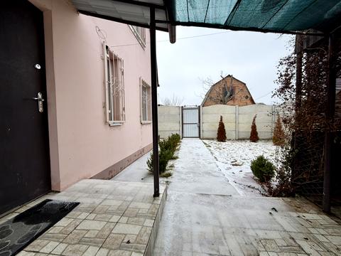 будинок за адресою Колійна вул. (Вороніна), 126