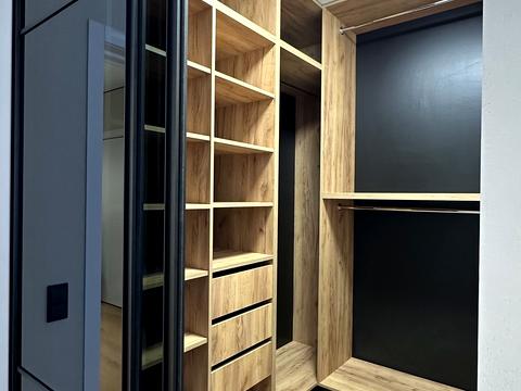 квартира за адресою Приозерна вул., 14