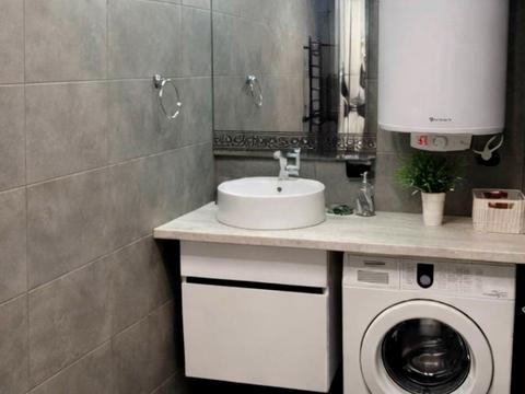 квартира по адресу Николая Амосова ул., 2