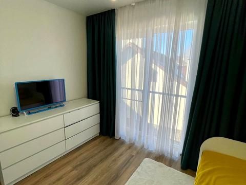 будинок за адресою Озерна