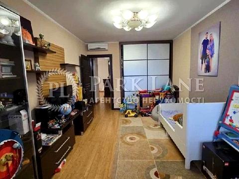 квартира за адресою Дніпровська набережна вул., 1