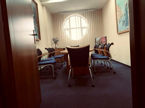 коммерческая по адресу Крещатик ул., 10-Б