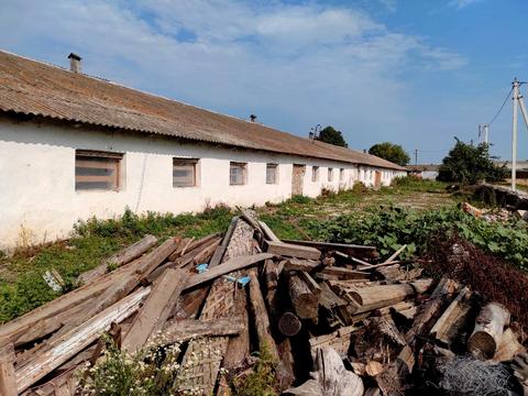 комерційна за адресою Центральна, 165/Б