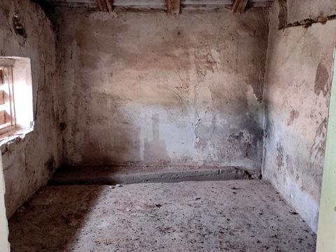 комерційна за адресою Центральна, 165/Б