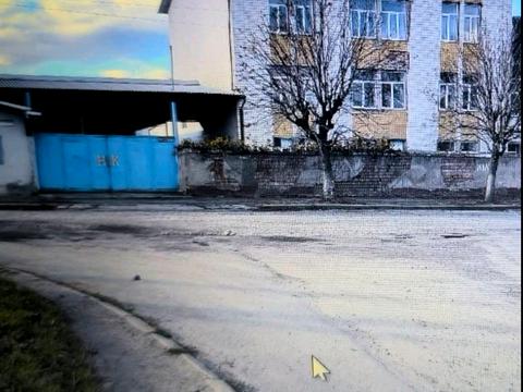 коммерческая по адресу Константина Томащука ул. (Хотинських Комсомольців), 3