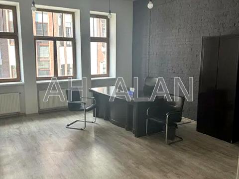 коммерческая по адресу Воздвиженская ул., 48