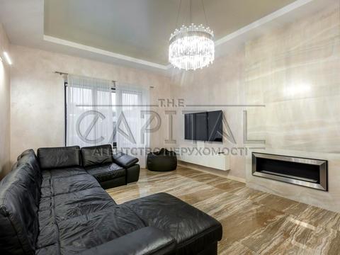 будинок за адресою с. Стоянка, Павла Тичнини