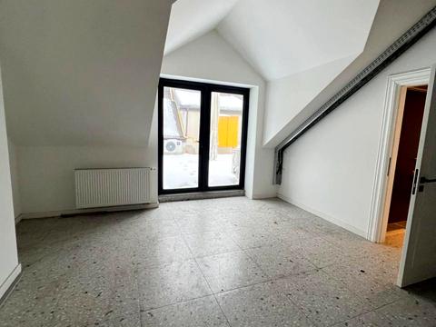 комерційна за адресою Гетьмана Петра Дорошенка вул. (Жовтнева), 37