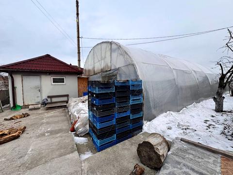 комерційна за адресою низова, 100