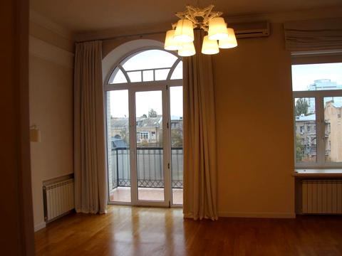 коммерческая по адресу Евгения Чикаленко ул. (Пушкінська), 21