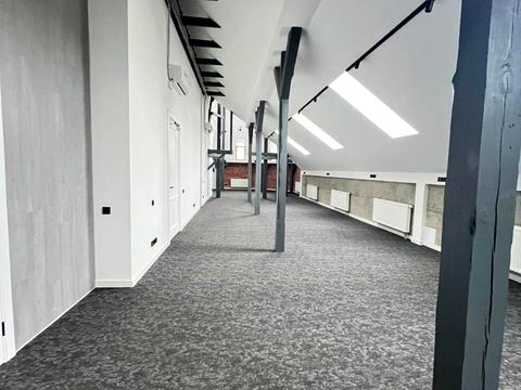 комерційна за адресою Гетьмана Петра Дорошенка вул. (Жовтнева), 37